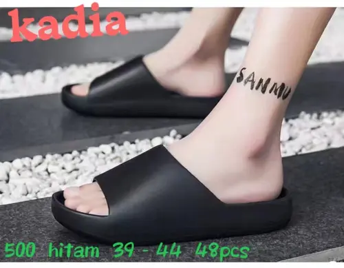 500 HITAM